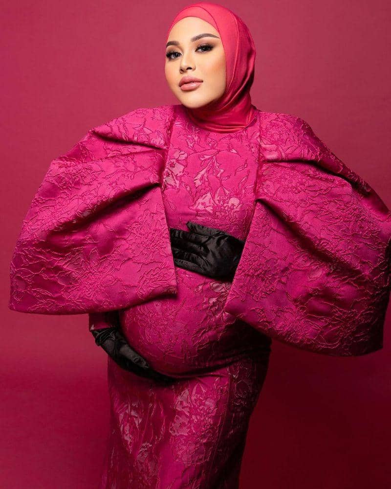 Instagram.com/@aurelie.hermansyah